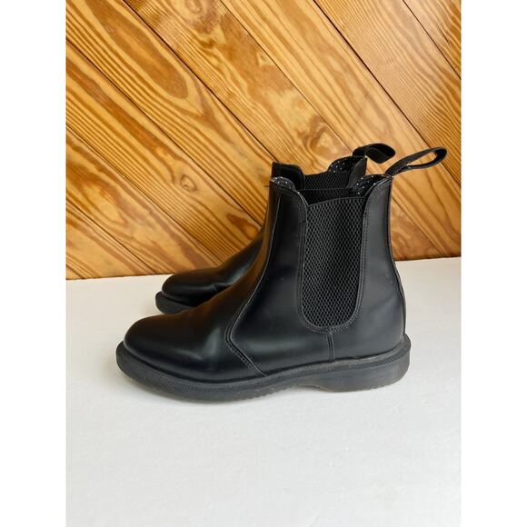 DR. MARTENS FLORA CHELSEA LEATHER BOOTS WOMEN Doc Martens Flora Smooth Leather Chelsea Boots Black Women\'s 6